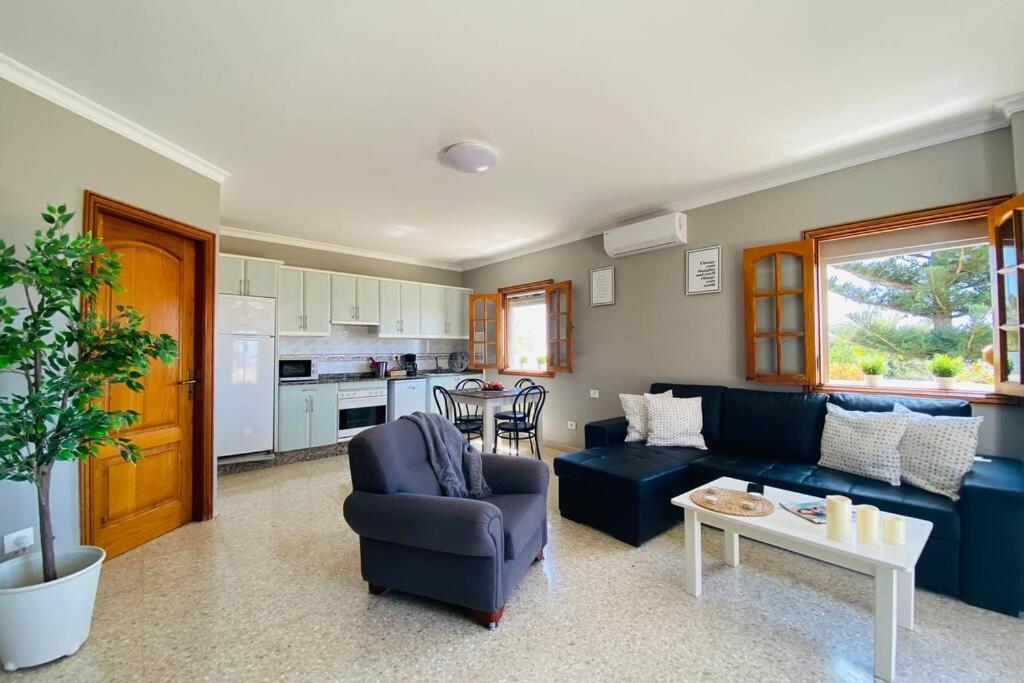 2 Apartments With Private Pool At Villa Diaz Aleman Салобре Екстериор снимка