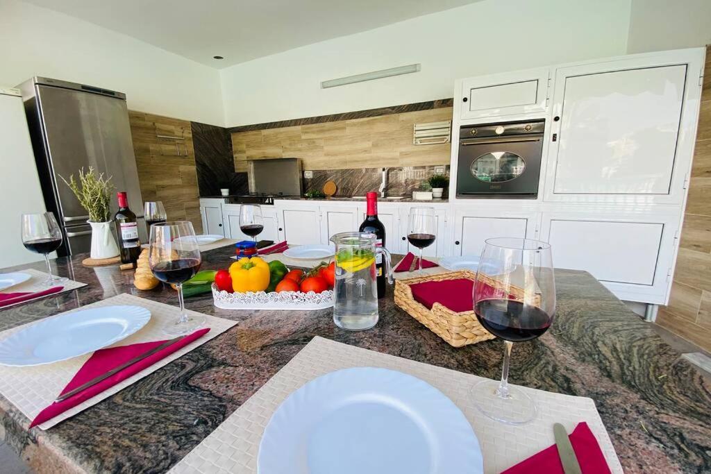 2 Apartments With Private Pool At Villa Diaz Aleman Салобре Екстериор снимка